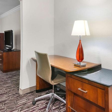 Surestay Plus By Best Western Fort Worth Benbrook Eksteriør bilde