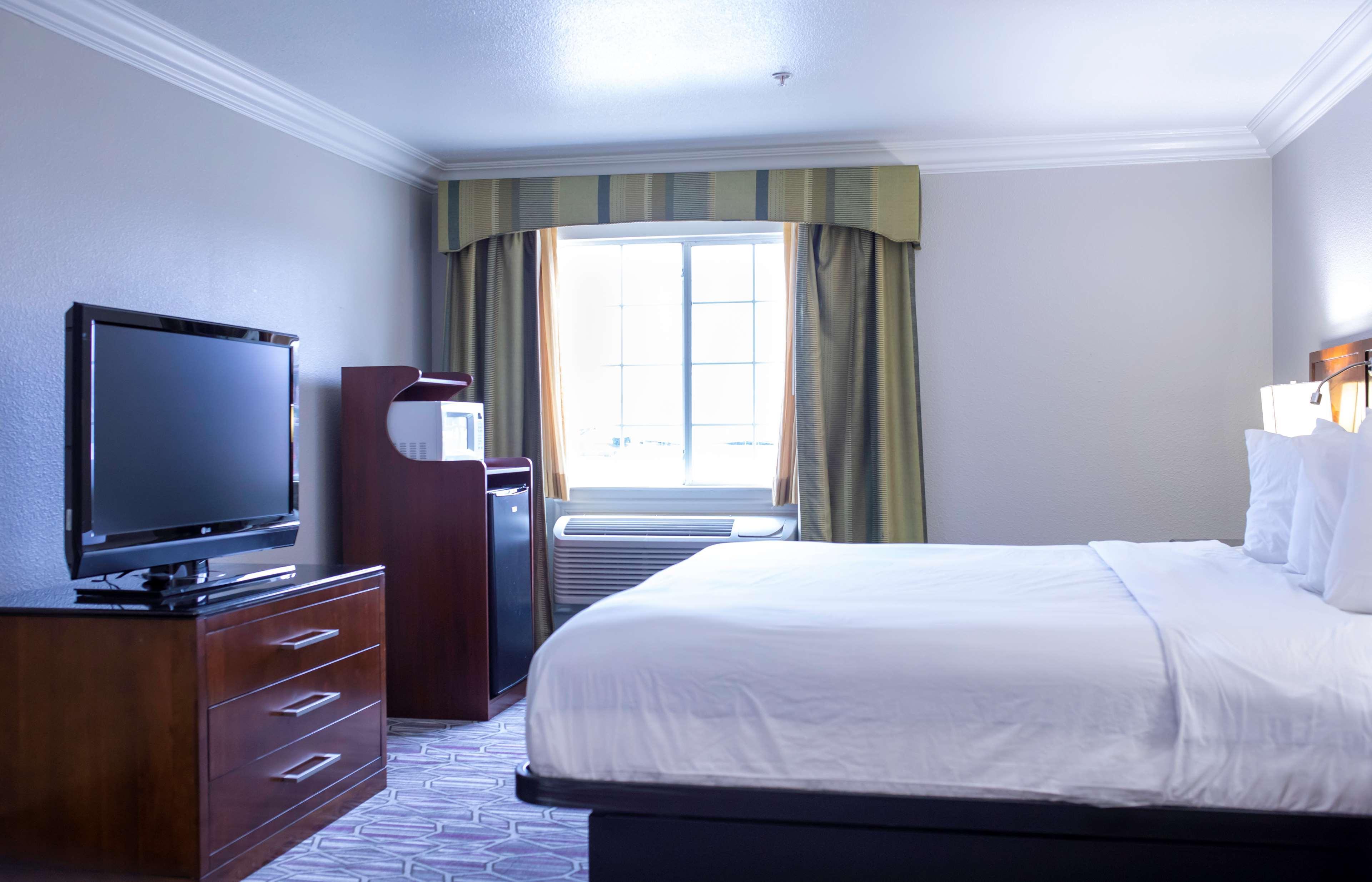 Surestay Plus By Best Western Fort Worth Benbrook Eksteriør bilde