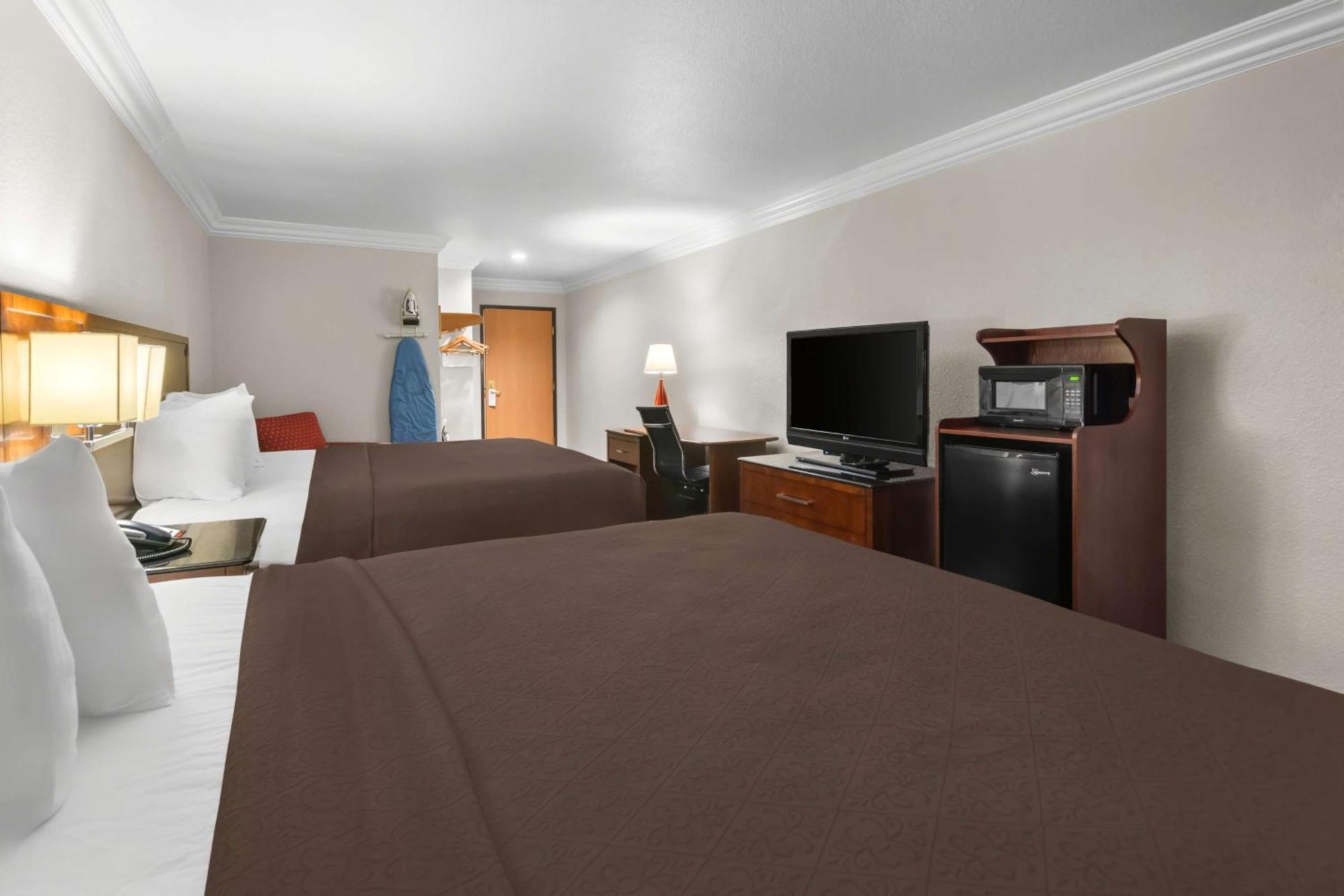 Surestay Plus By Best Western Fort Worth Benbrook Eksteriør bilde