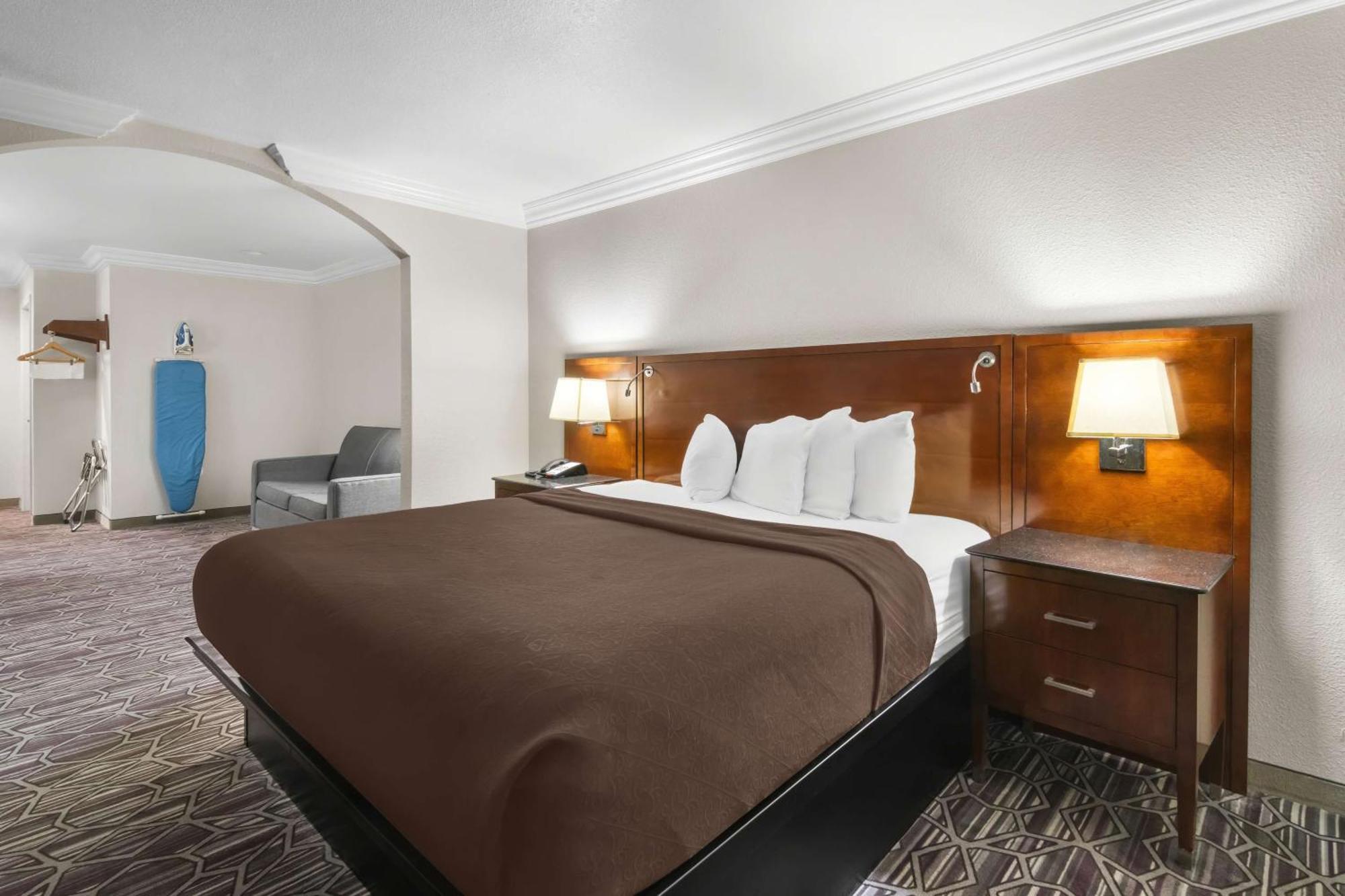 Surestay Plus By Best Western Fort Worth Benbrook Eksteriør bilde