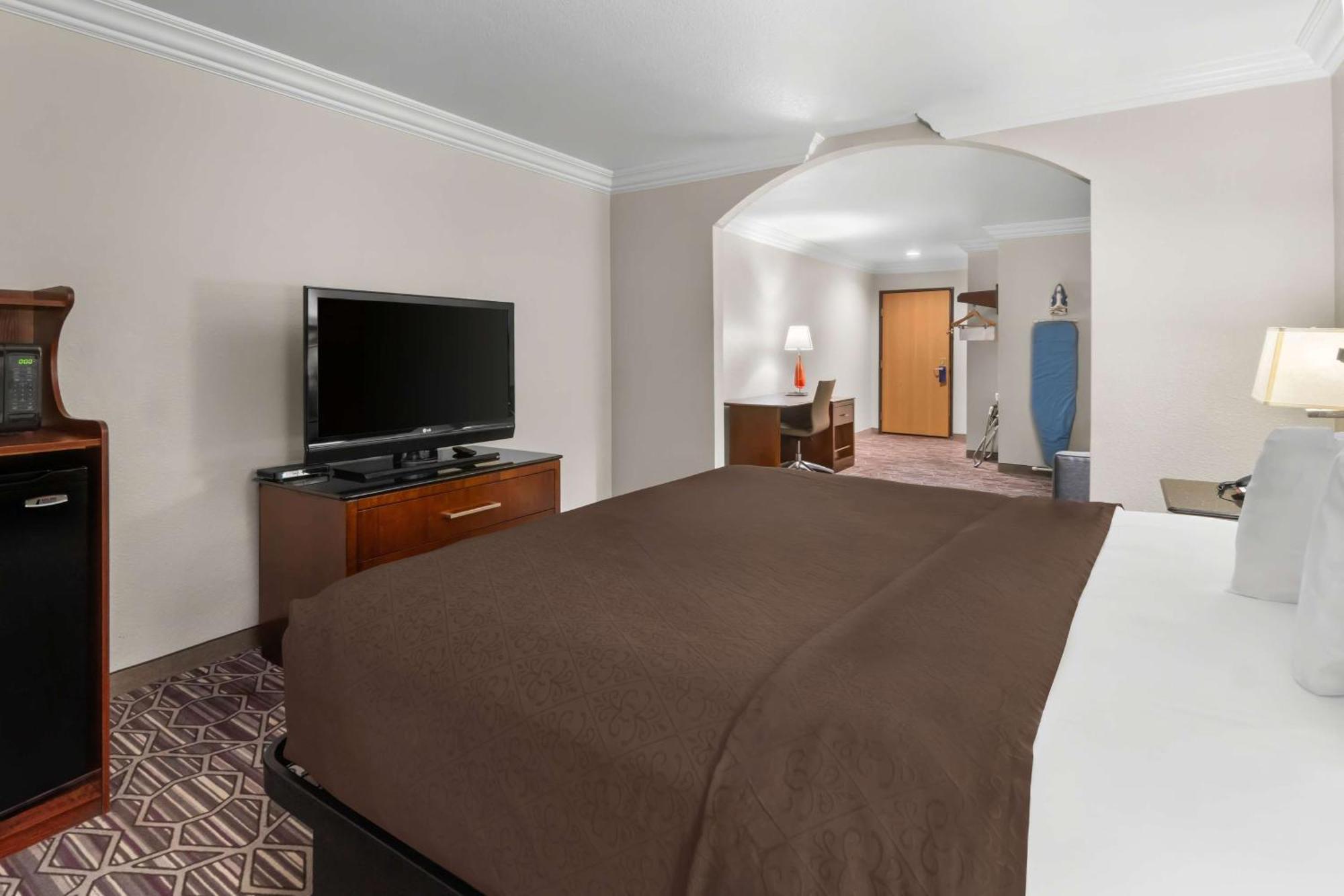 Surestay Plus By Best Western Fort Worth Benbrook Eksteriør bilde
