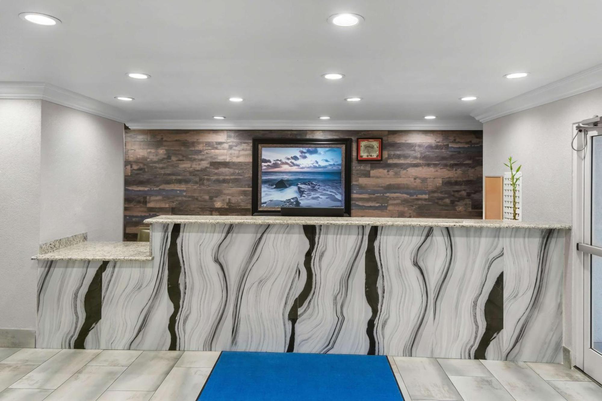 Surestay Plus By Best Western Fort Worth Benbrook Eksteriør bilde