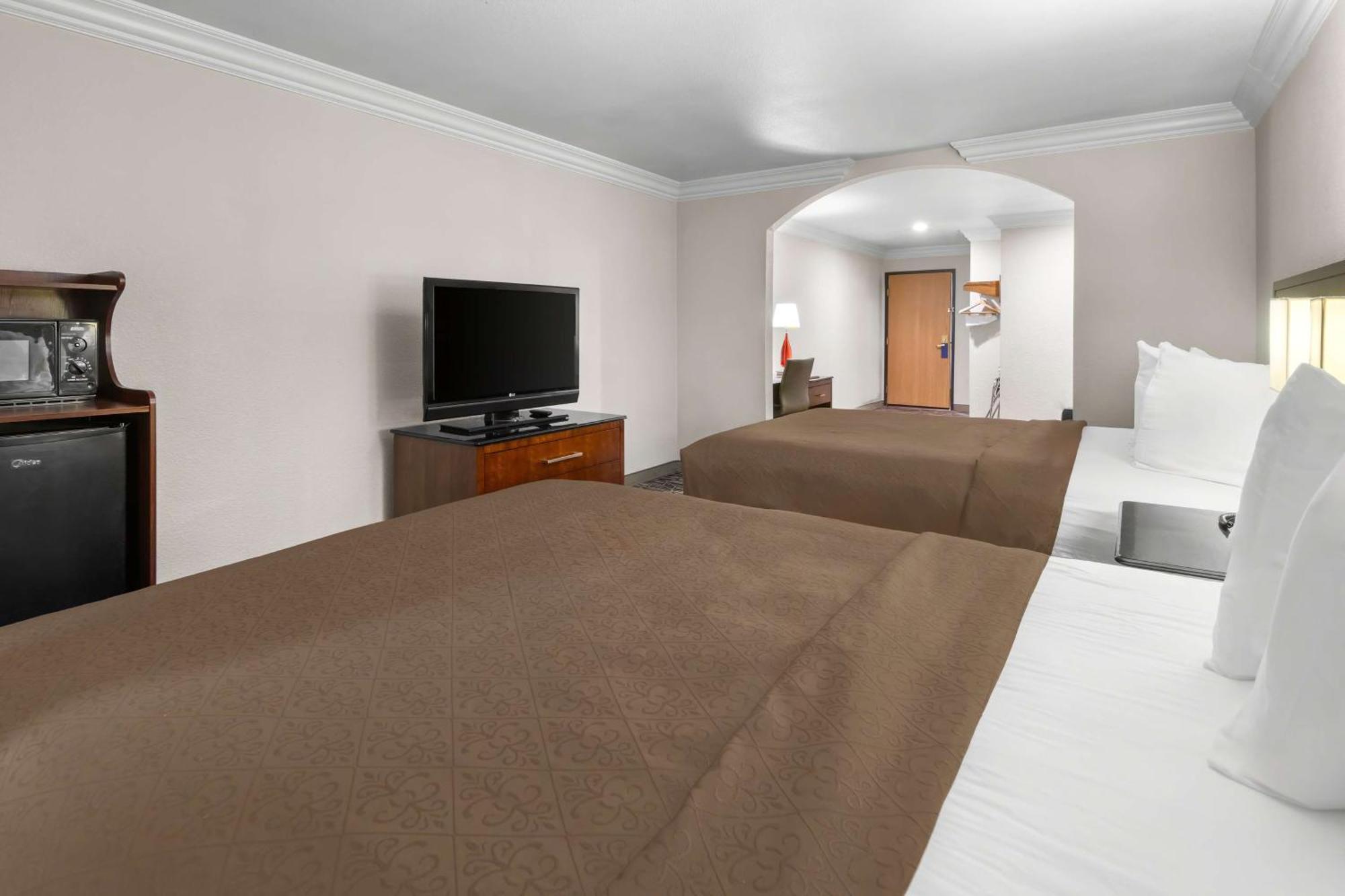 Surestay Plus By Best Western Fort Worth Benbrook Eksteriør bilde