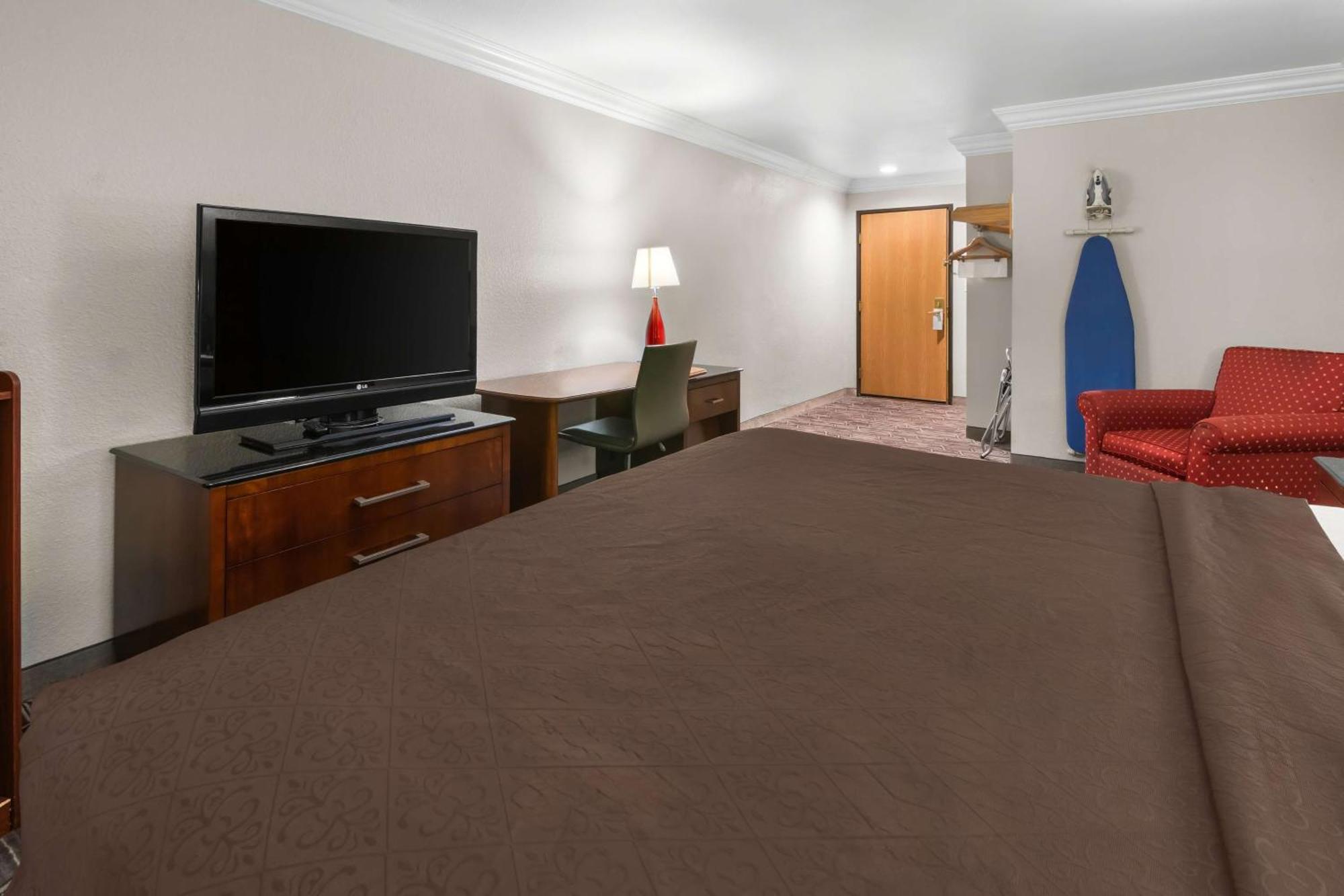 Surestay Plus By Best Western Fort Worth Benbrook Eksteriør bilde